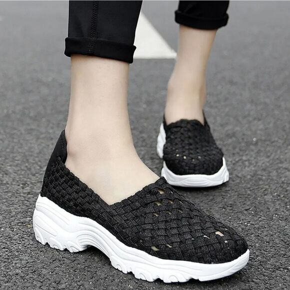 SKECHERS. AIR COOLED MEMORY FOAM SNEAKER(WMNS) Skechers DLITES 2.0 ) - Picture 1 of 16
